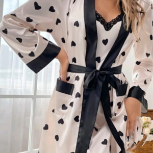 Camisola e Robe estilo quimono.  REF. JASMIM MANGA CORAÇÃO PRETO