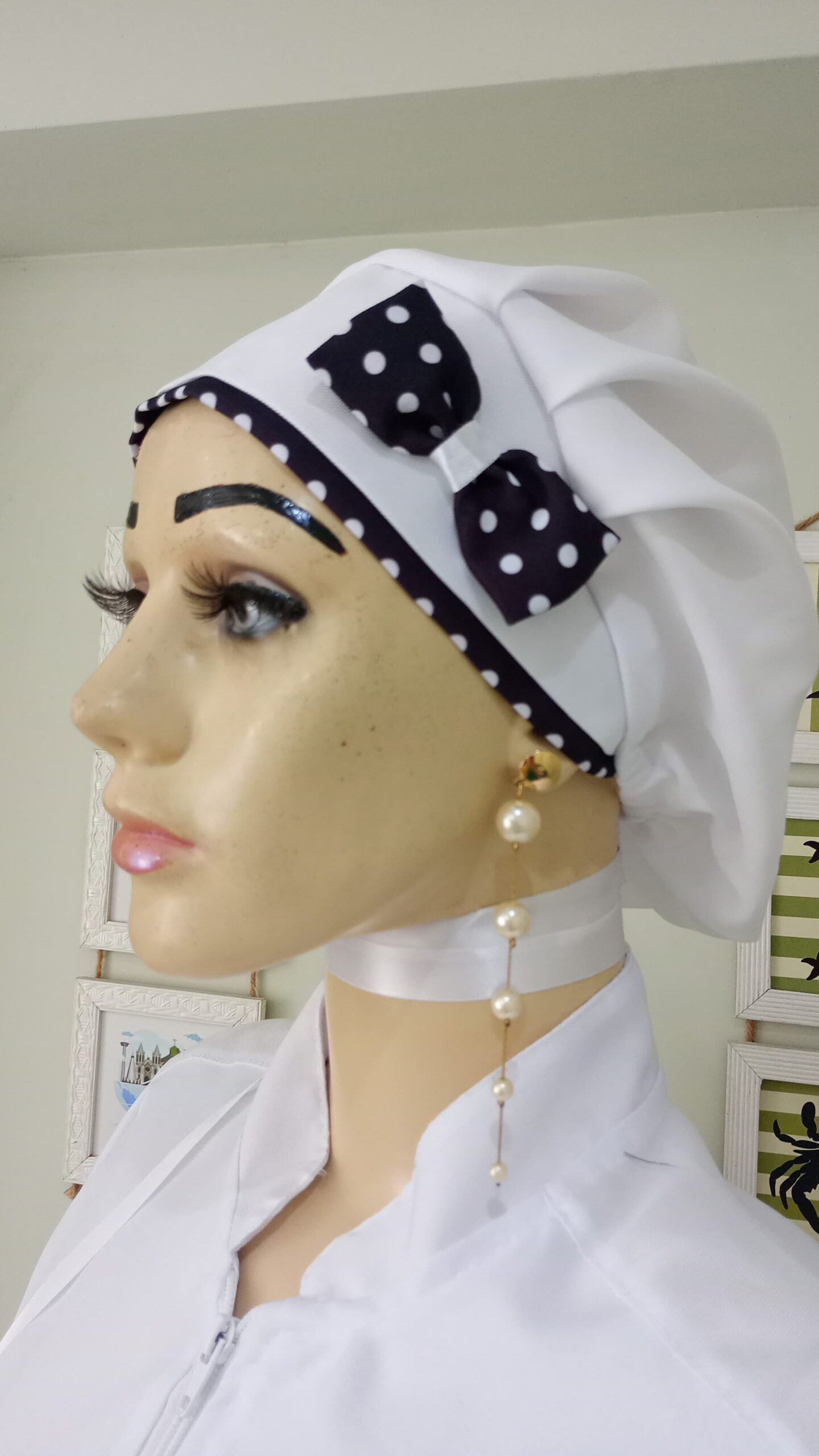 Touca Branca confeccionada em tecido oxford  ref.2056